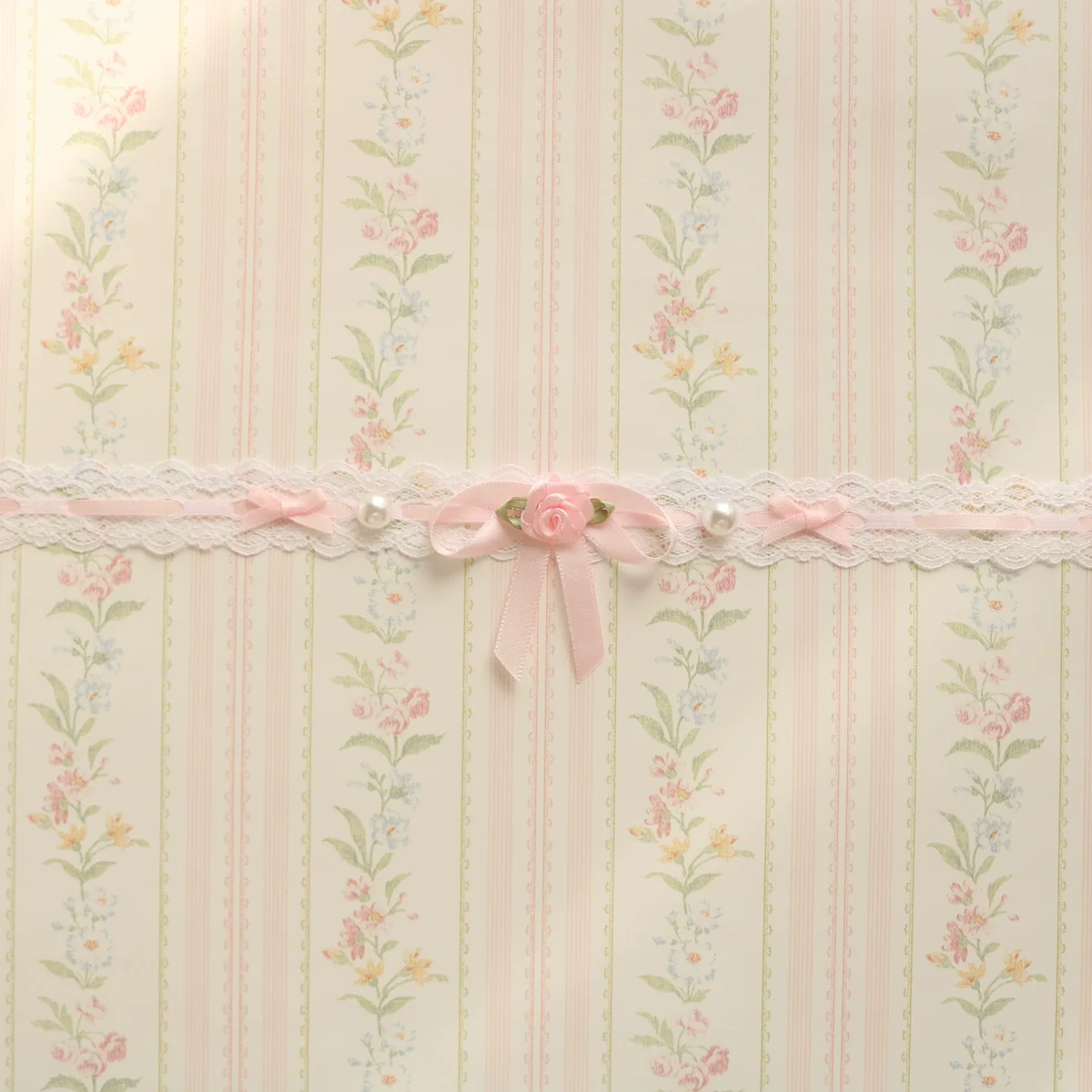 Creamy Bubbles - Sweet Lolita Choker Vintage Lace Rose Handmade Necklace - Image 16