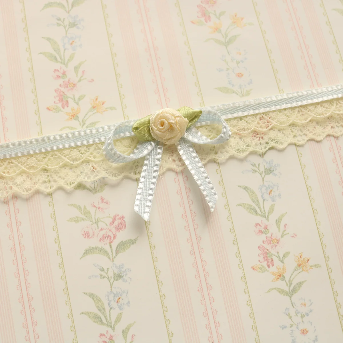 Creamy Bubbles - Sweet Lolita Choker Vintage Lace Rose Handmade Necklace - Image 29