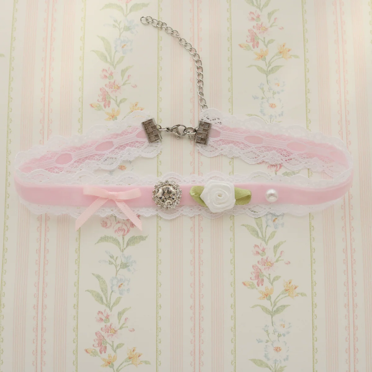 Creamy Bubbles - Sweet Lolita Choker Vintage Lace Rose Handmade Necklace - Image 40