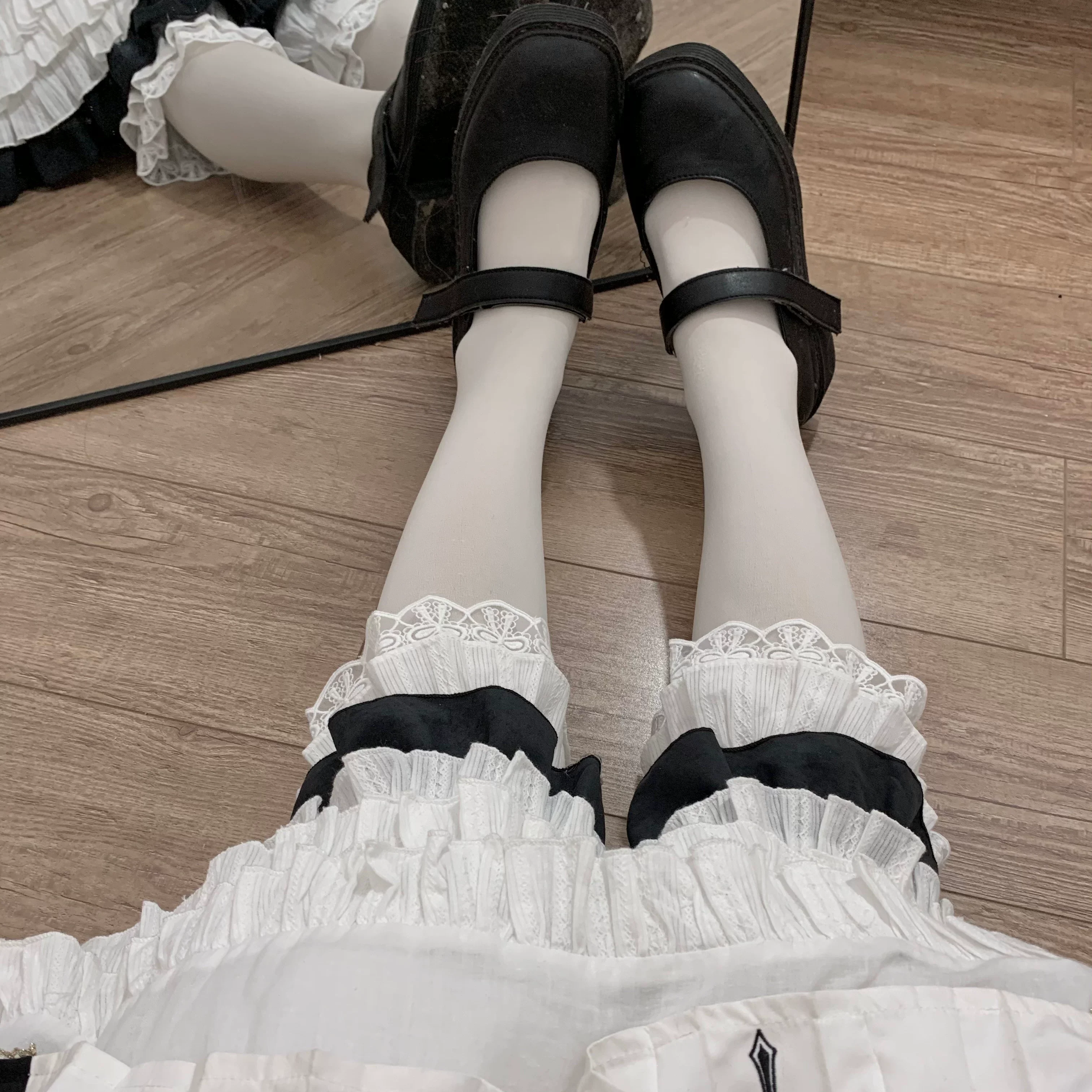 Sweet Lolita Jacquard Cotton Bloomers, Accordion Pleats - Image 4