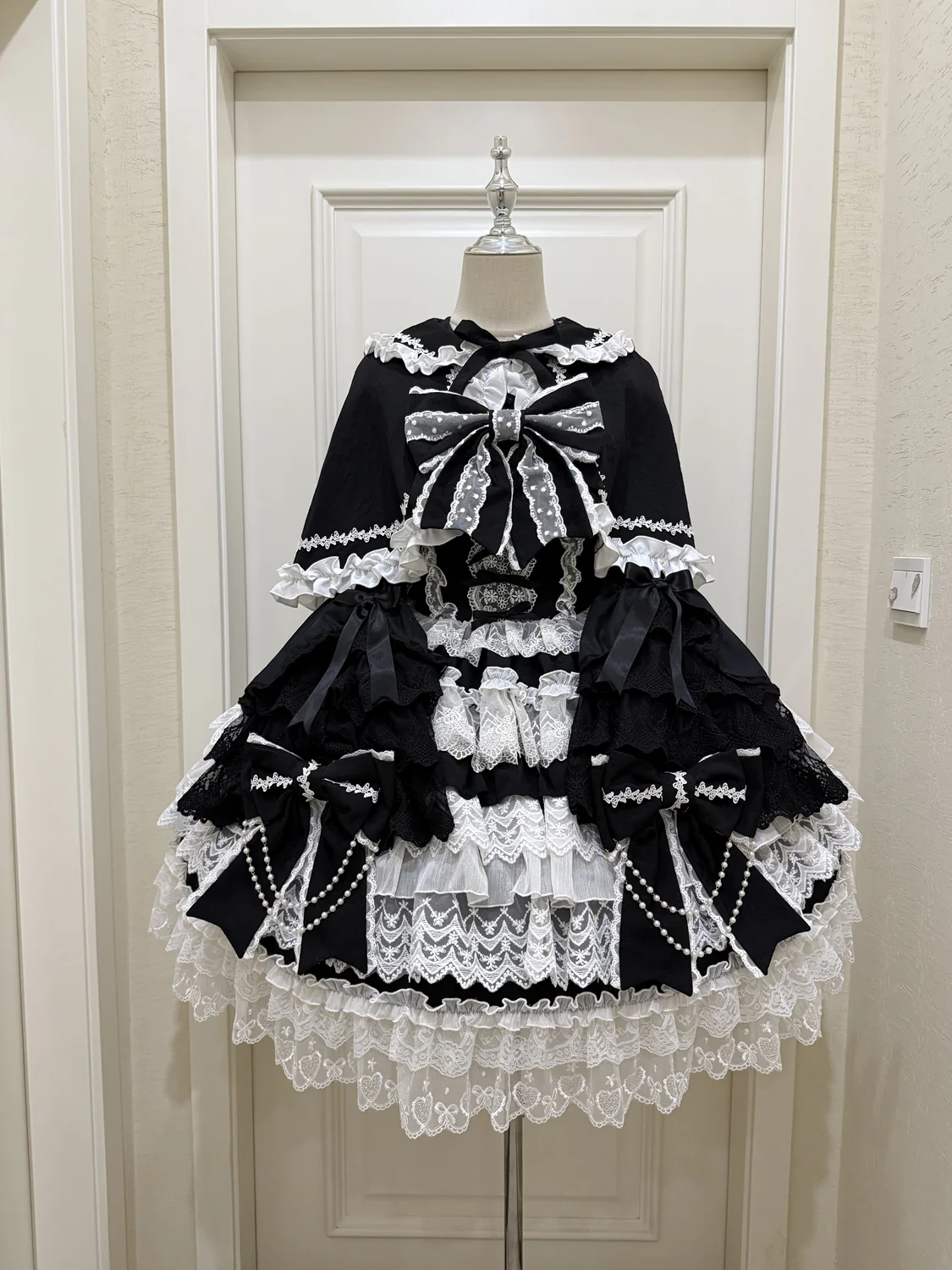 Hanguliang - Cross Heart Knot - Sweet Lolita JSK Suit Tiered Ruffles Dress with Lace Blouse - Image 14