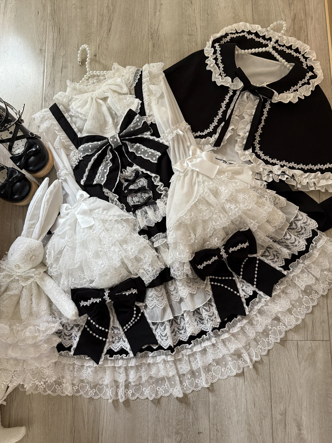 Hanguliang - Cross Heart Knot - Sweet Lolita JSK Suit Tiered Ruffles Dress with Lace Blouse - Image 21