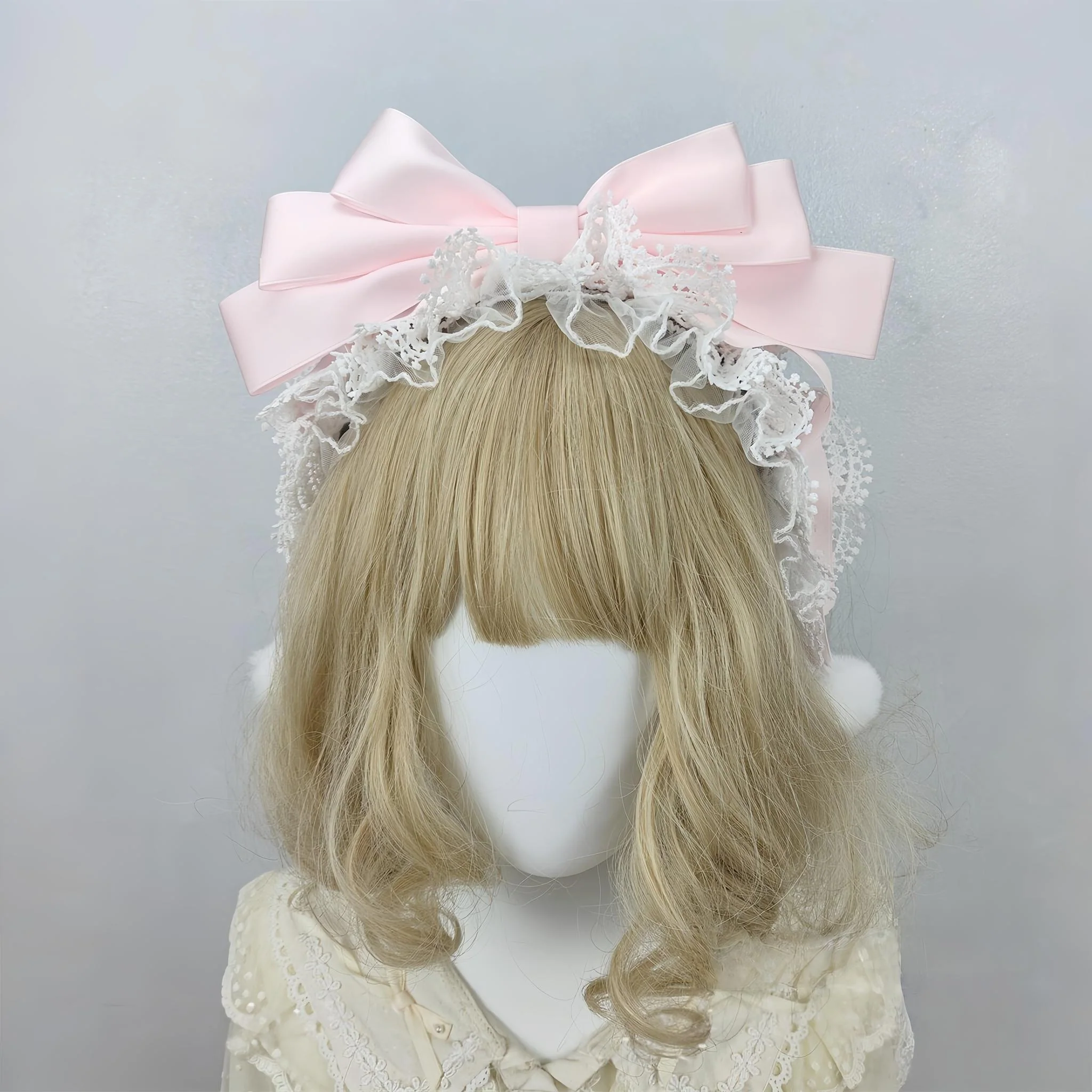 Sweet Lolita Lace Bowknot KC, Pom-pom Accent