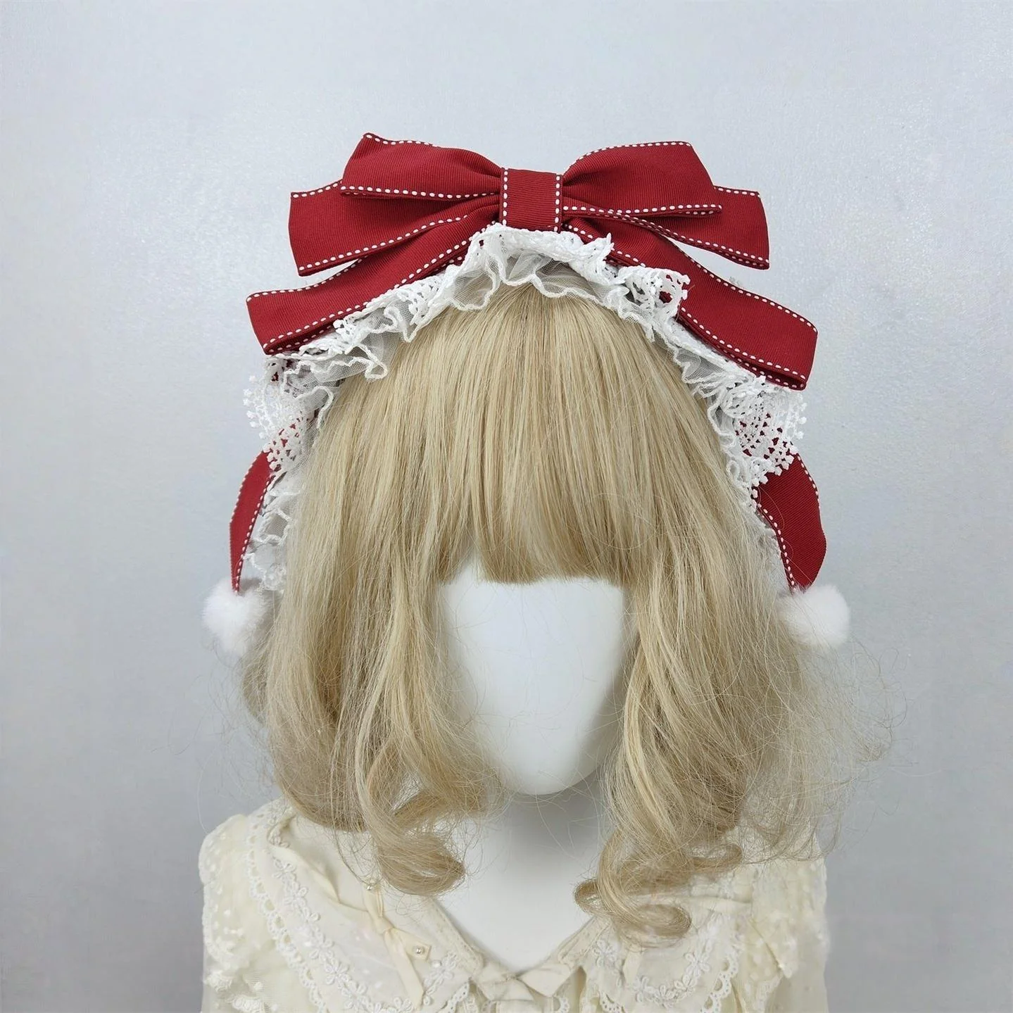 Sweet Lolita Lace Bowknot KC, Pom-pom Accent - Image 2