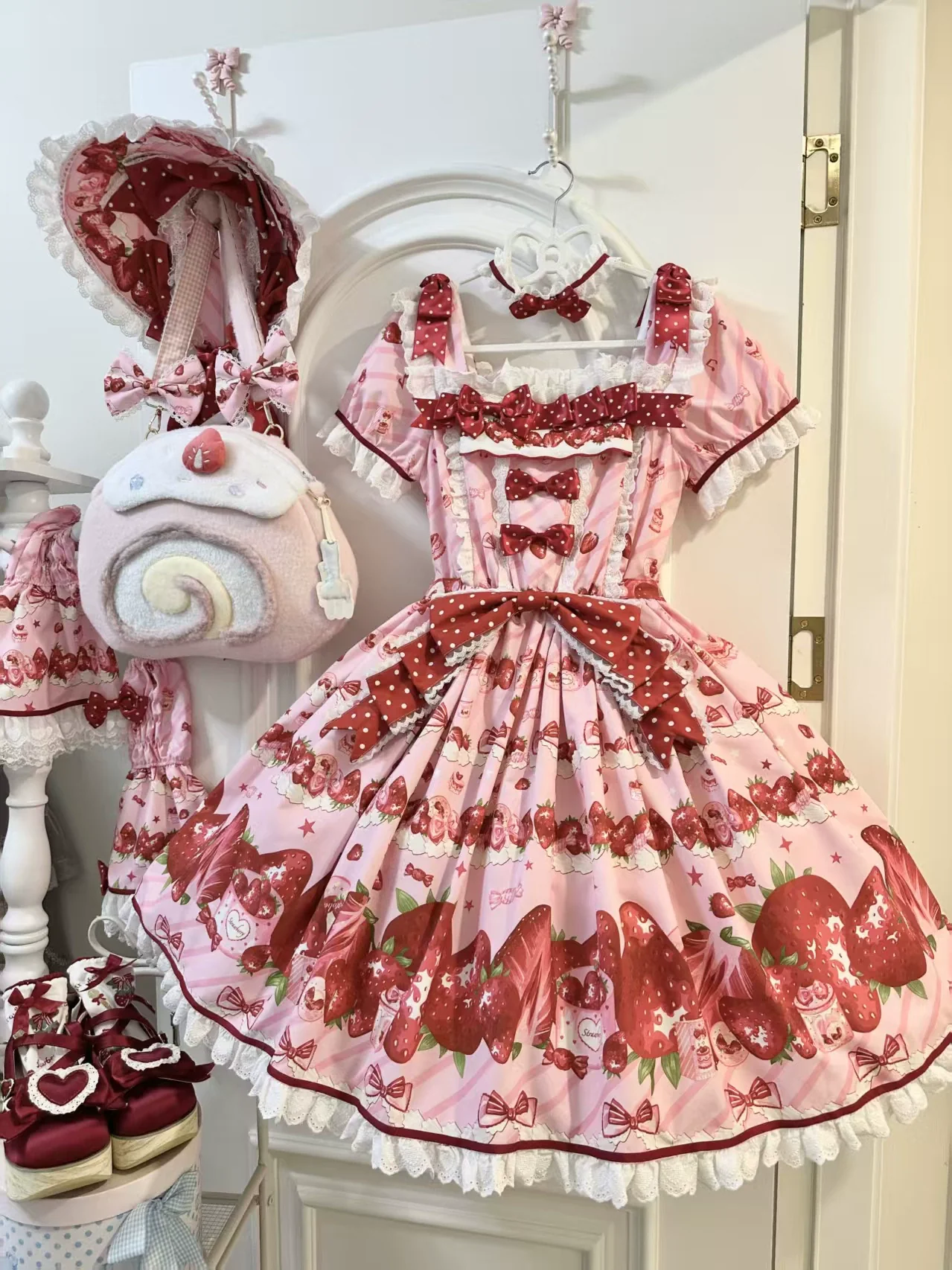 Strawberry Box - Sweet Lolita OP Dress, Strawberry Print - Image 10