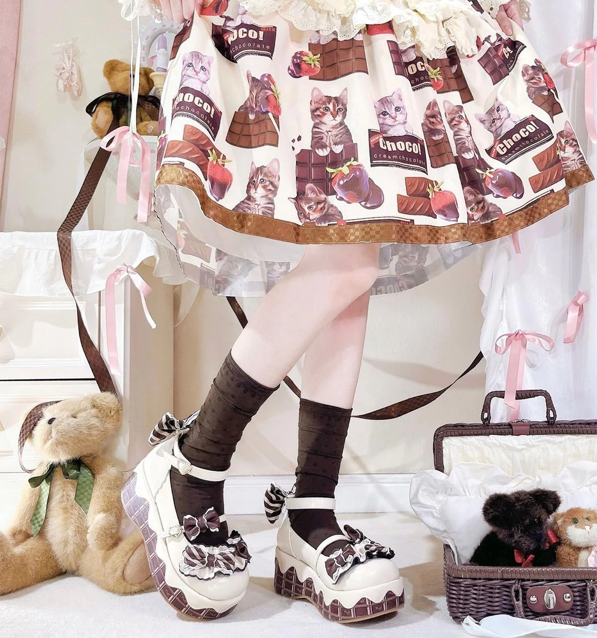 Chocolate Sponge Cake - Sweet Lolita Thick-Sole Shoes with Printed Platform - Image 3