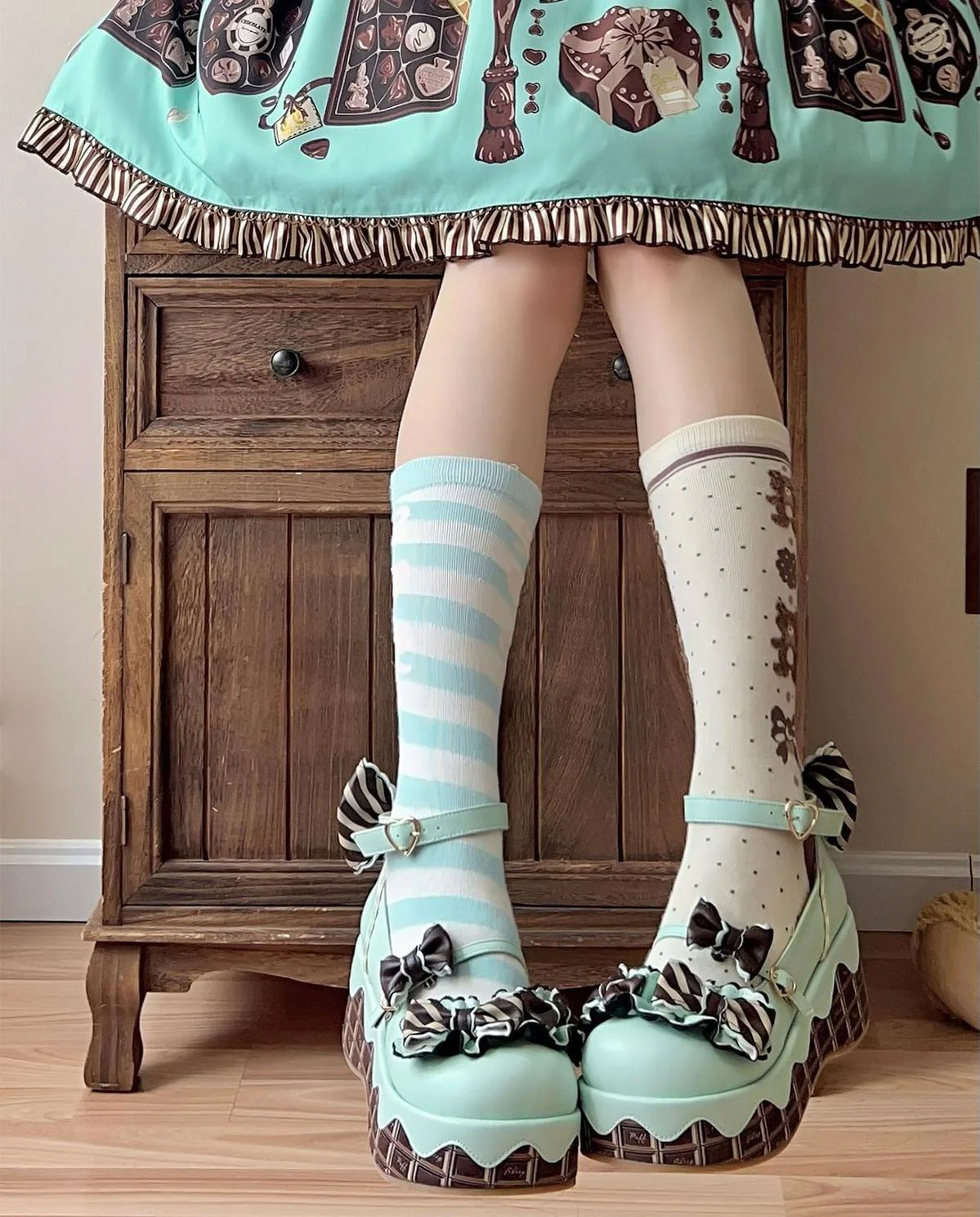 Chocolate Sponge Cake - Sweet Lolita Thick-Sole Shoes with Printed Platform - Image 4