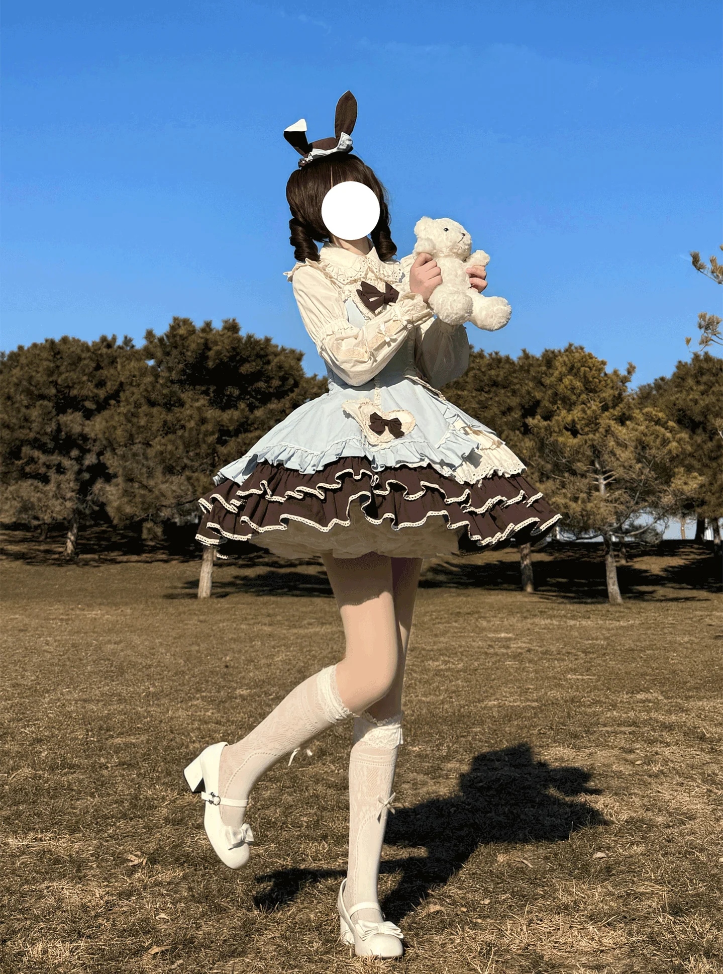 Cream Bud - Tiered Hem Old School Lolita JSK, Side Opening - Image 16