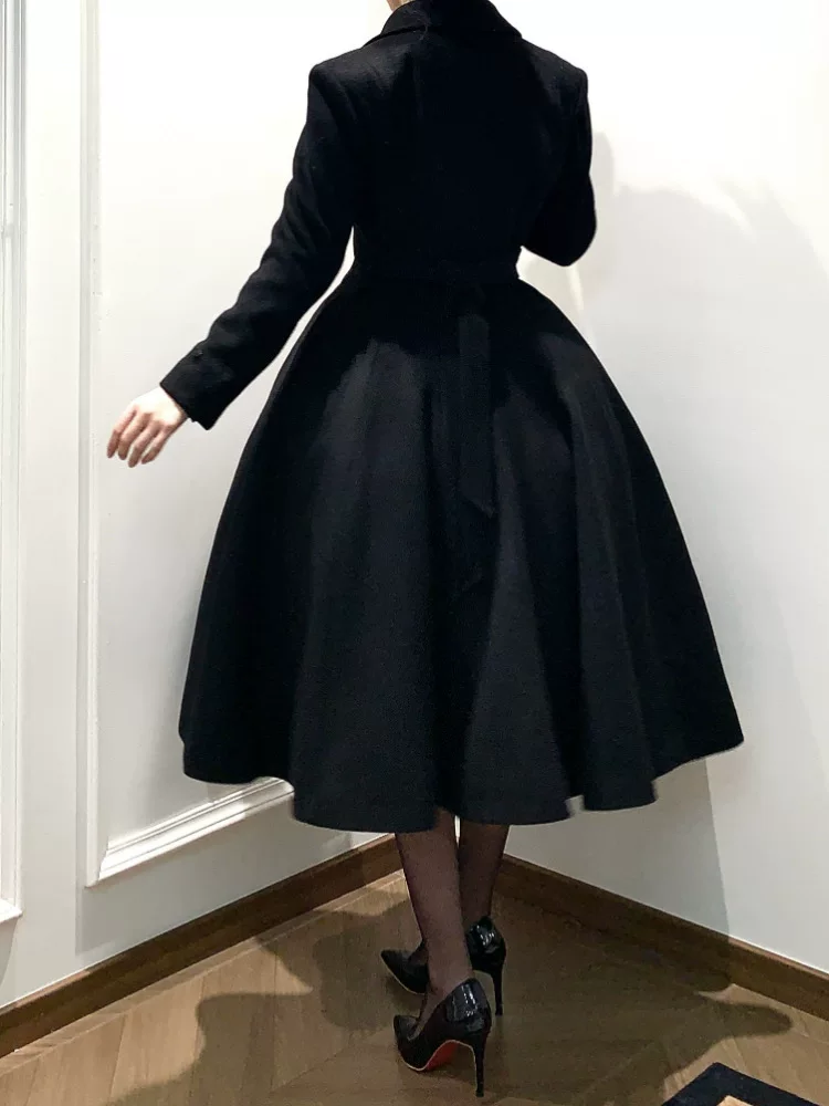 Black Mamba - Winter Elegant Lolita Coat, Detachable Fur Collar - Image 12