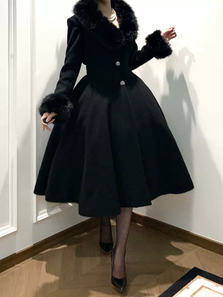 Black Mamba - Winter Elegant Lolita Coat, Detachable Fur Collar - Image 6